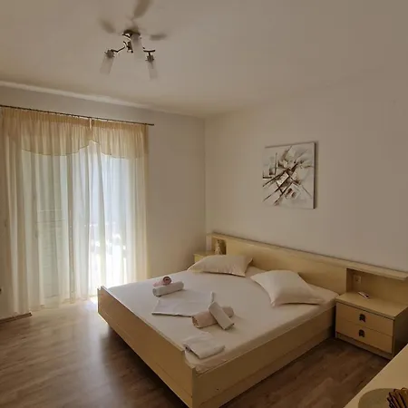 Sven Apartment Hvar Town