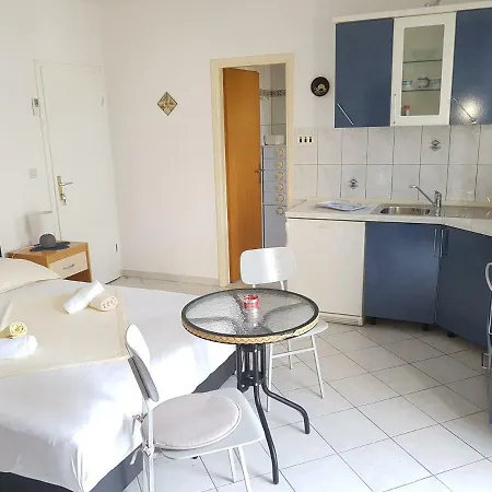 Sven Apartamento Hvar Town