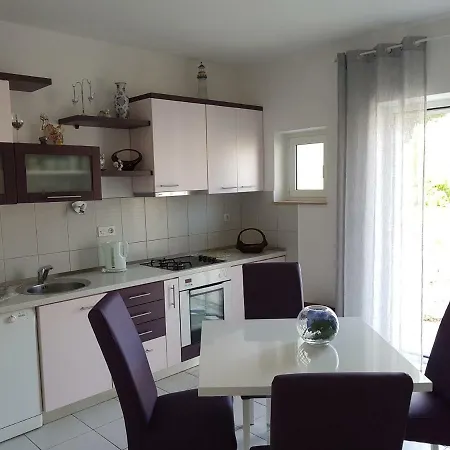 Sven Apartment Hvar Town