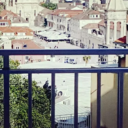 Apartamento Sven Hvar Town